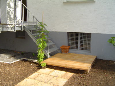 Stadtgarten-Treppe-mit-Sitzpodest.jpg